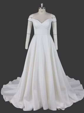Classic Off-Shoulder White Bridal Ball Gown Dress